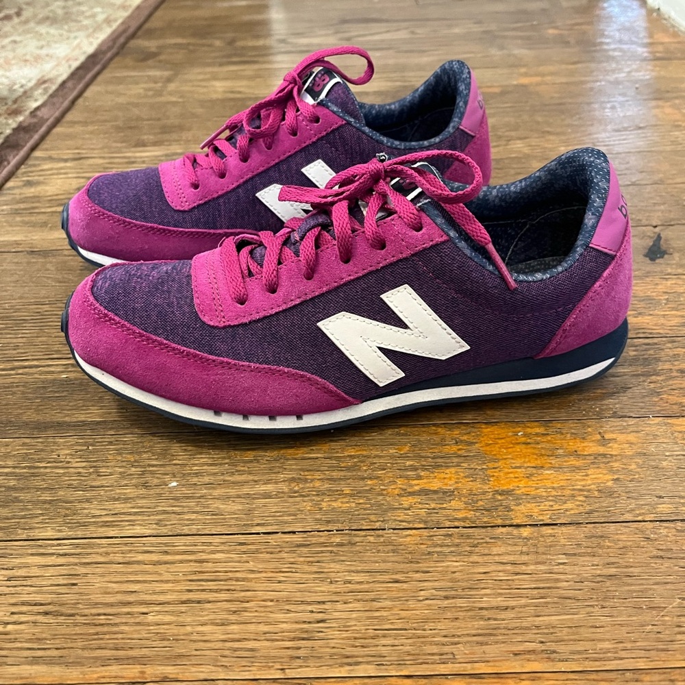 New Balance Pink and Blue Athletic Shoes